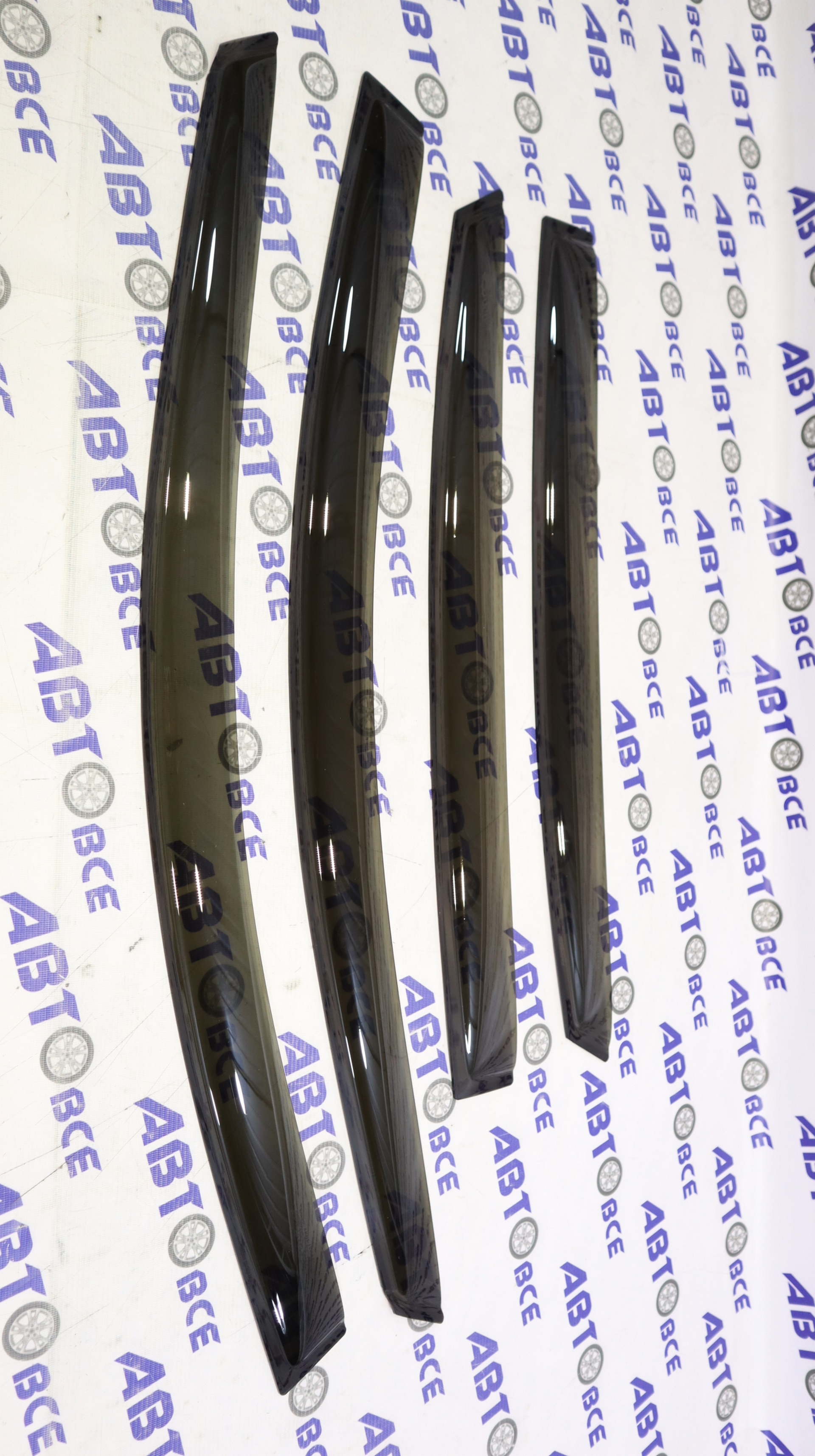 Дефлекторы боковых стекол (ветровики) Kia Rio III седан с 2011 г.(комплект 4шт) AIR